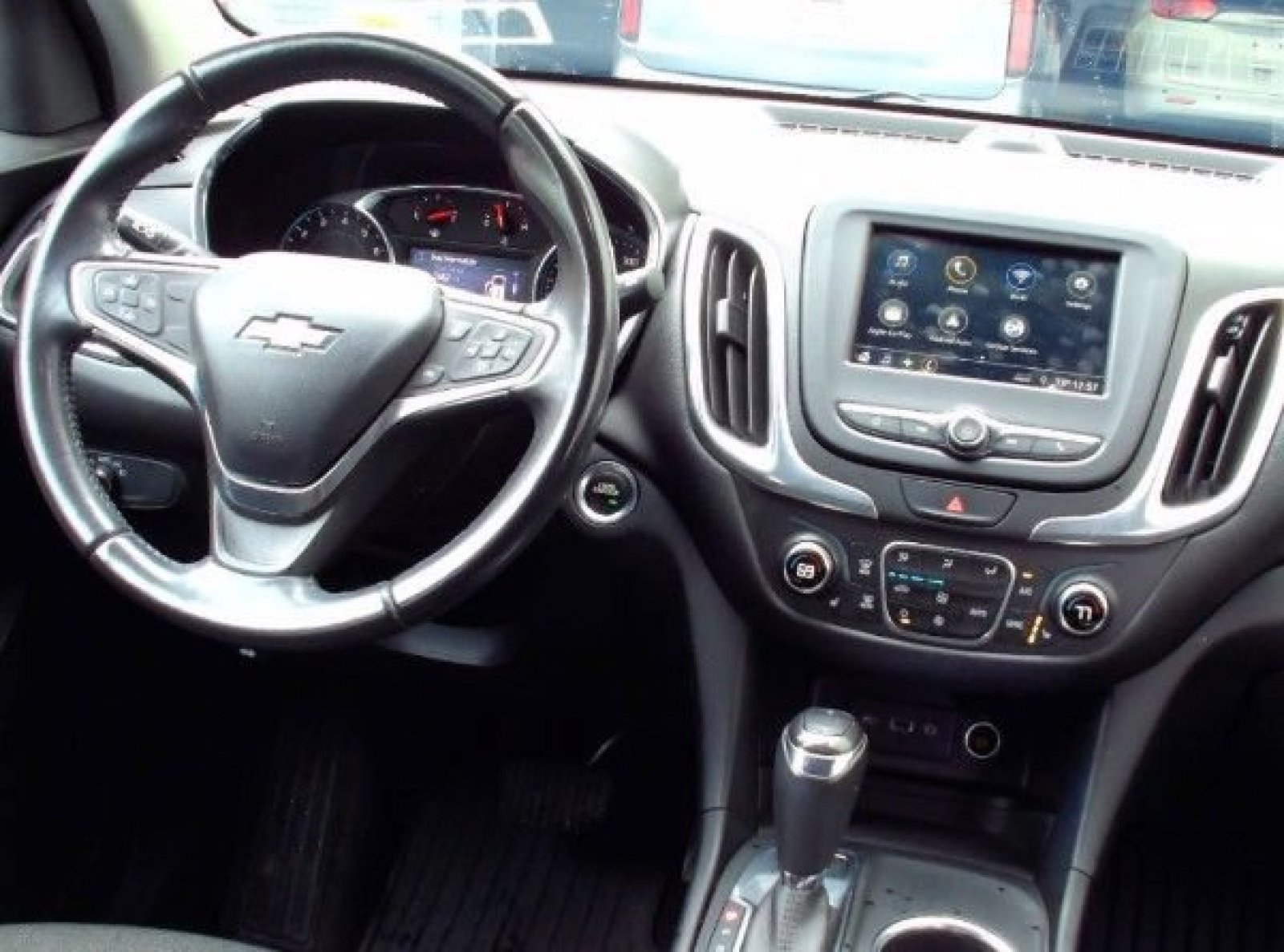 Used 2019 Cajun Red Tintcoat Chevrolet LT image 12