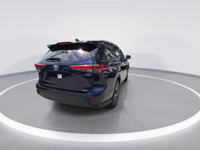 2021 Toyota Highlander XLE - Photo 7