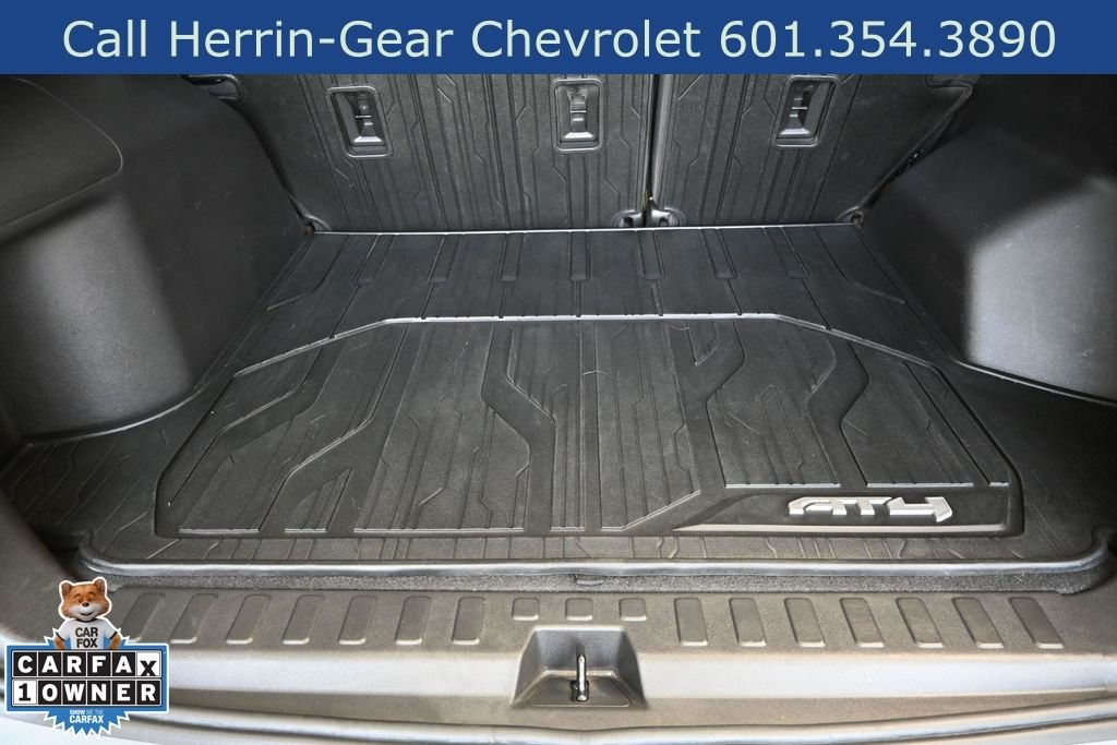 Used 2023 Silver GMC AT4 image 20