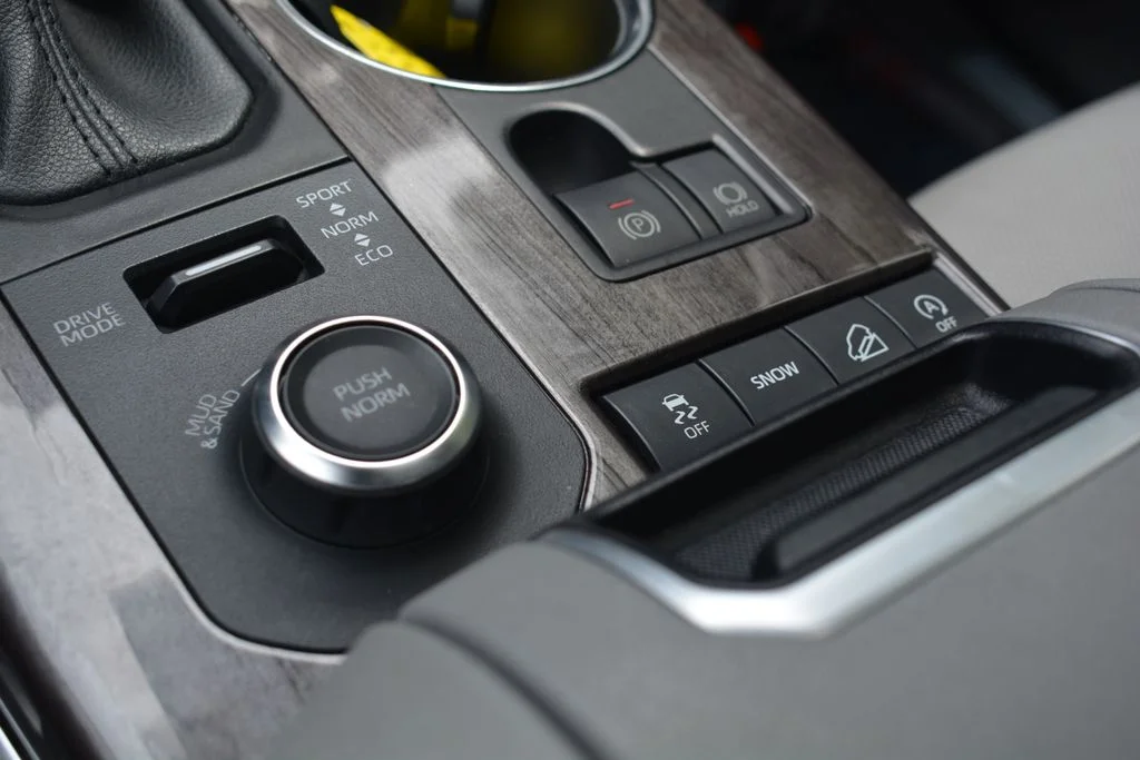 2020 Toyota Highlander Limited - Photo 20