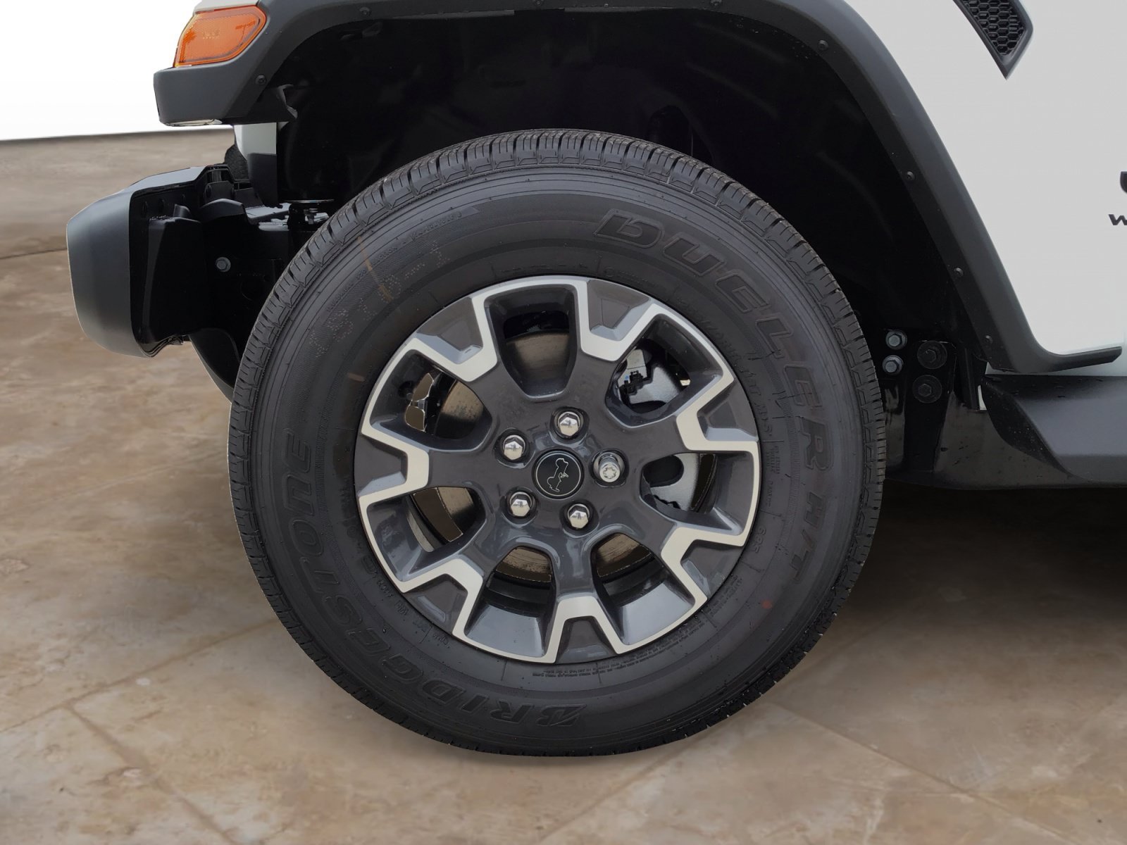 New 2026 Bright White Clearcoat Jeep Sahara image 29