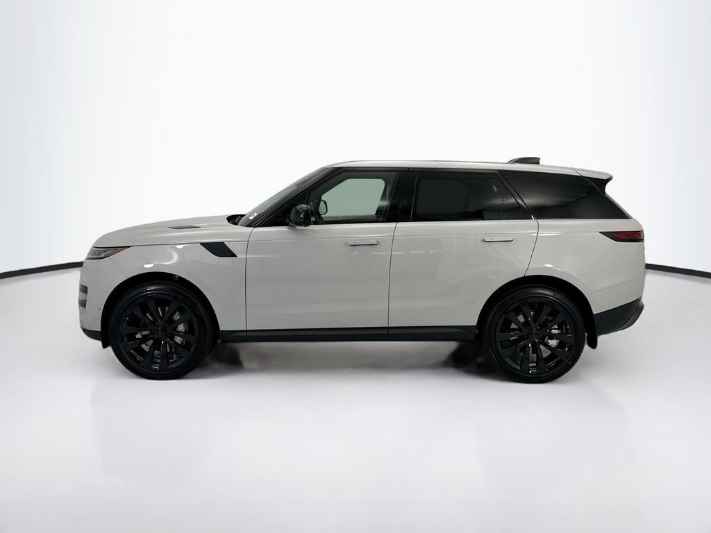 New 2026 Borasco Grey Land Rover SE image 8