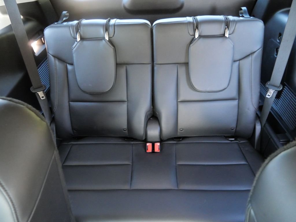 Certified Used 2022 Gray Ford XLT image 23