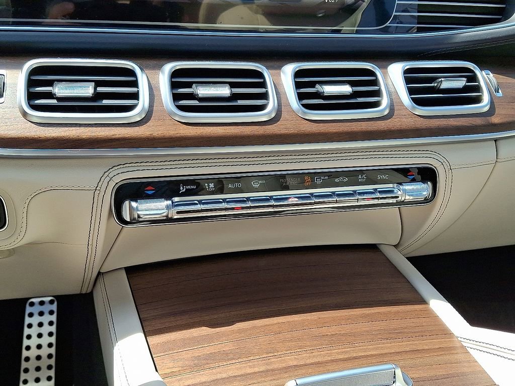 New 2026 Twilight Blue Metallic Mercedes-Benz GLE 63 S AMG® image 31