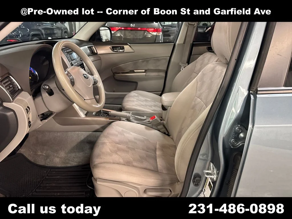Used 2009  Subaru 2.5X image 13