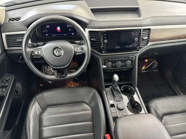 Used 2019 White Volkswagen SEL Premium image 22