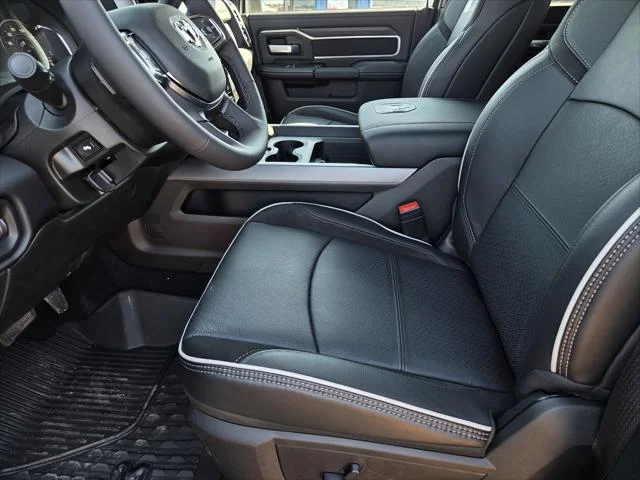 New 2027 Granite Crystal Metallic Clear-Coat Exterior Paint RAM Laramie image 21