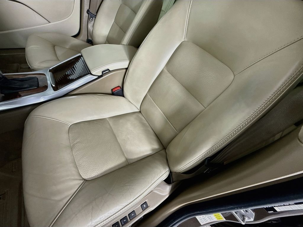 Used 2015 Blue Volvo 3.2 Premier image 20