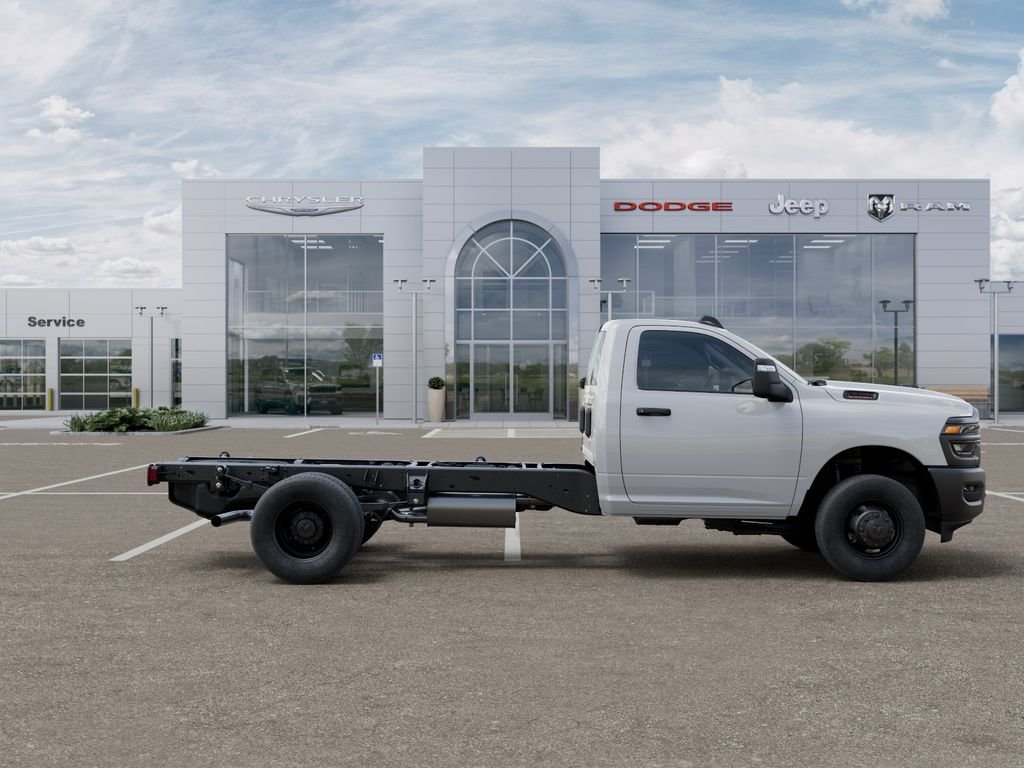 2025 RAM 3500 Chassis Tradesman - Photo 21