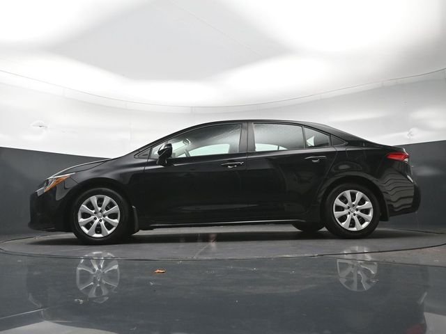 Used 2025 Midnight Black Metallic Toyota LE image 32