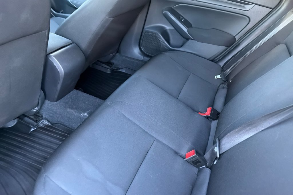 Used 2024 Rallye Red Honda LX image 16