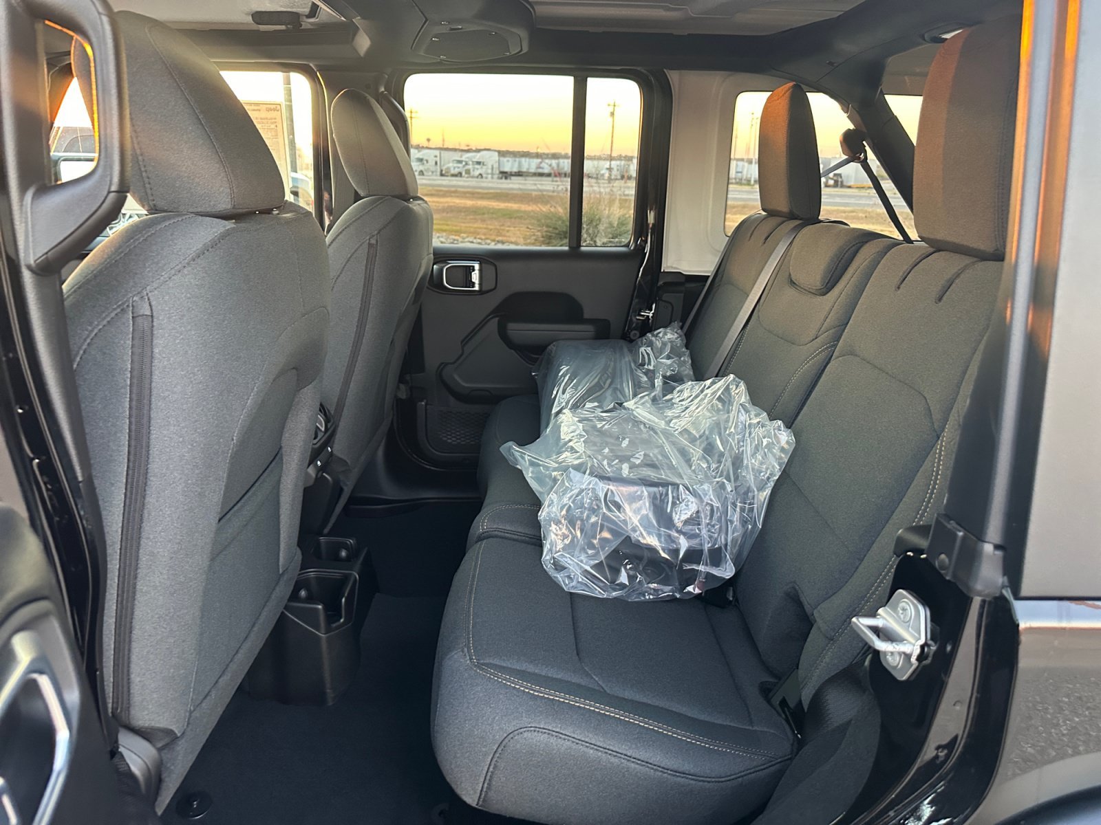 2026 Jeep Wrangler 4-Door Sport S - Photo 25