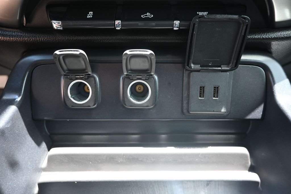 Used 2019 Summit White Chevrolet LT image 25