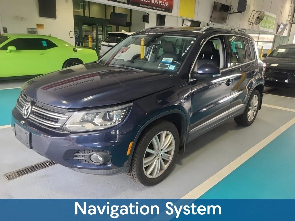 Certified 2016 Volkswagen Tiguan SE with VIN WVGBV7AX6GW579593 for sale in Cedar Rapids, IA