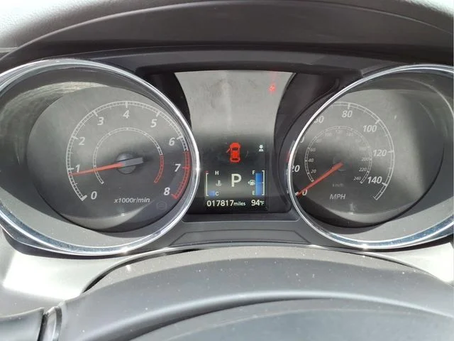 Used 2025 Gray Mitsubishi 2.0 ES image 21