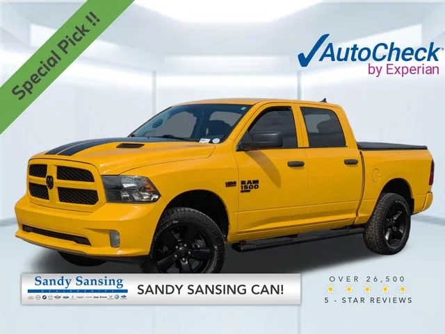 2019 RAM 1500 Classic Express Crew Cab 4x4 5'7's photo