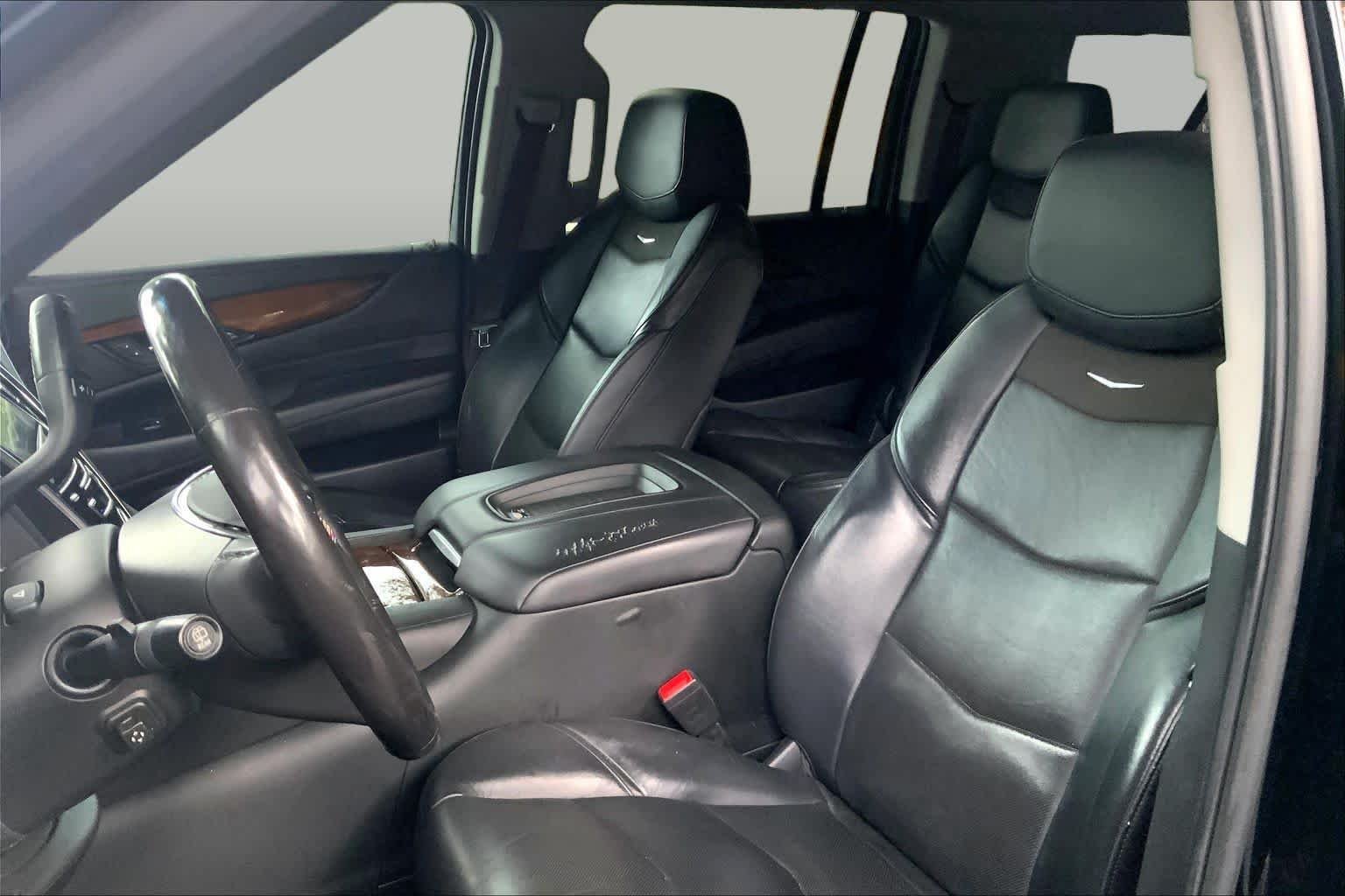 Used 2019 Black Raven Cadillac Premium Luxury image 8