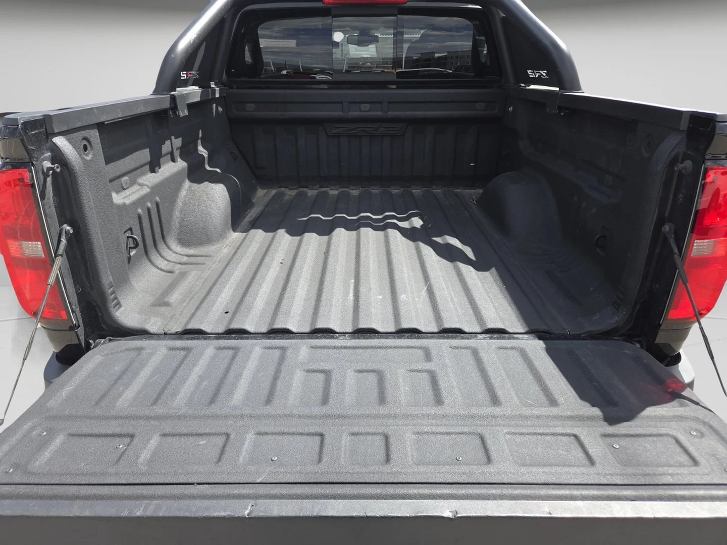 Certified Used 2022 Black Chevrolet ZR2 image 33