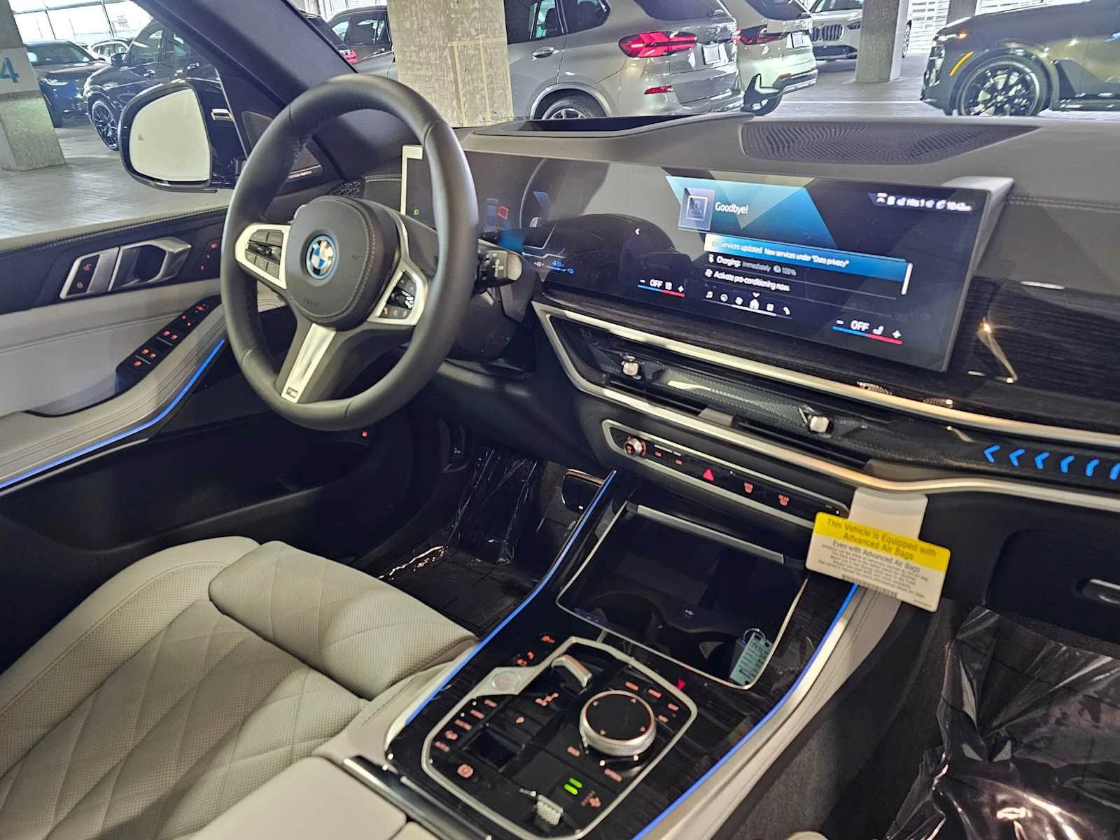 New 2026 Carbon Black Metallic BMW xDrive50e image 41