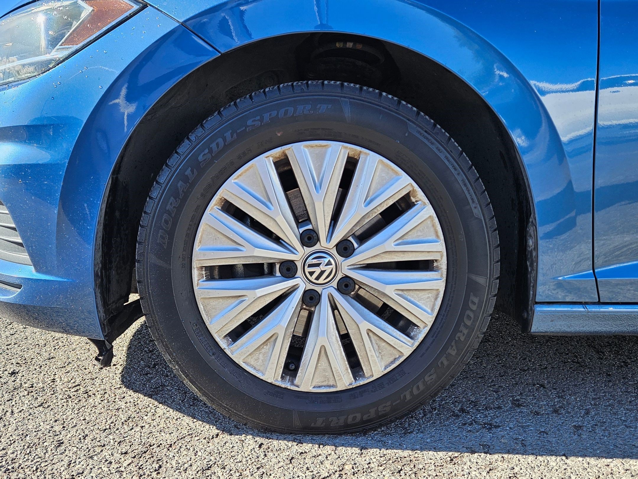 Used 2020 Silk Volkswagen S image 11