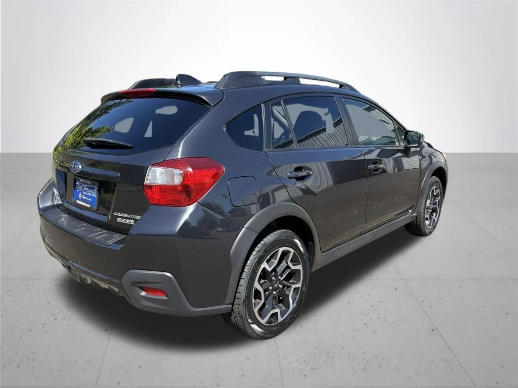 Used 2017 Gray Subaru 2.0i Limited image 6