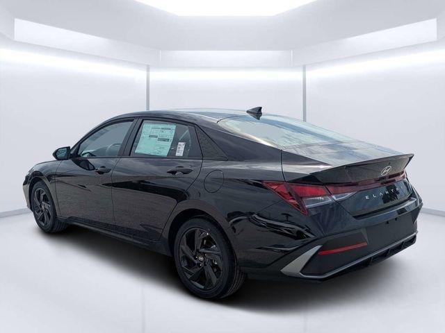 New 2026 Black Hyundai SEL Sport image 5