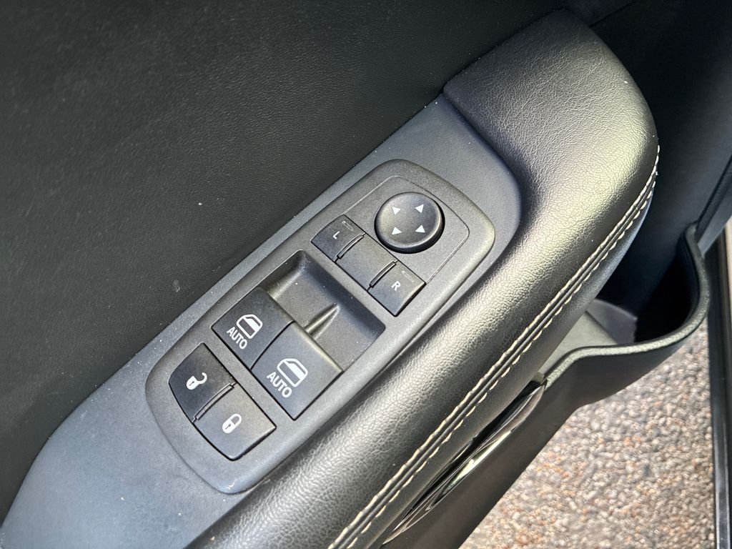 Used 2022 White Dodge SRT Hellcat image 10