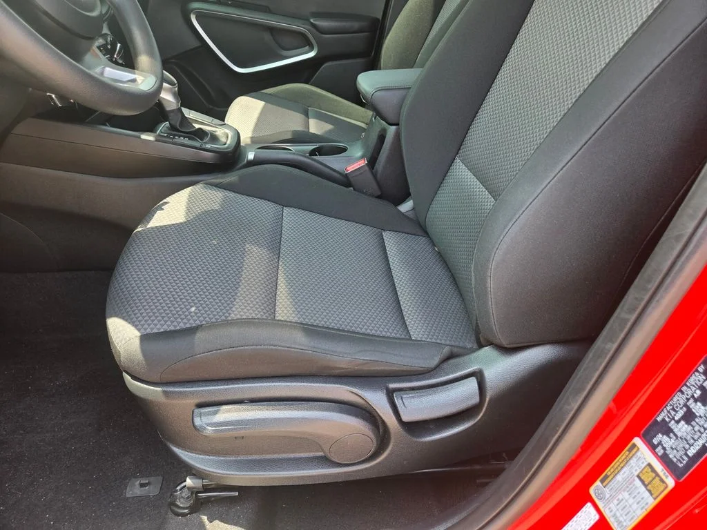 Used 2025 Red Kia LX image 10