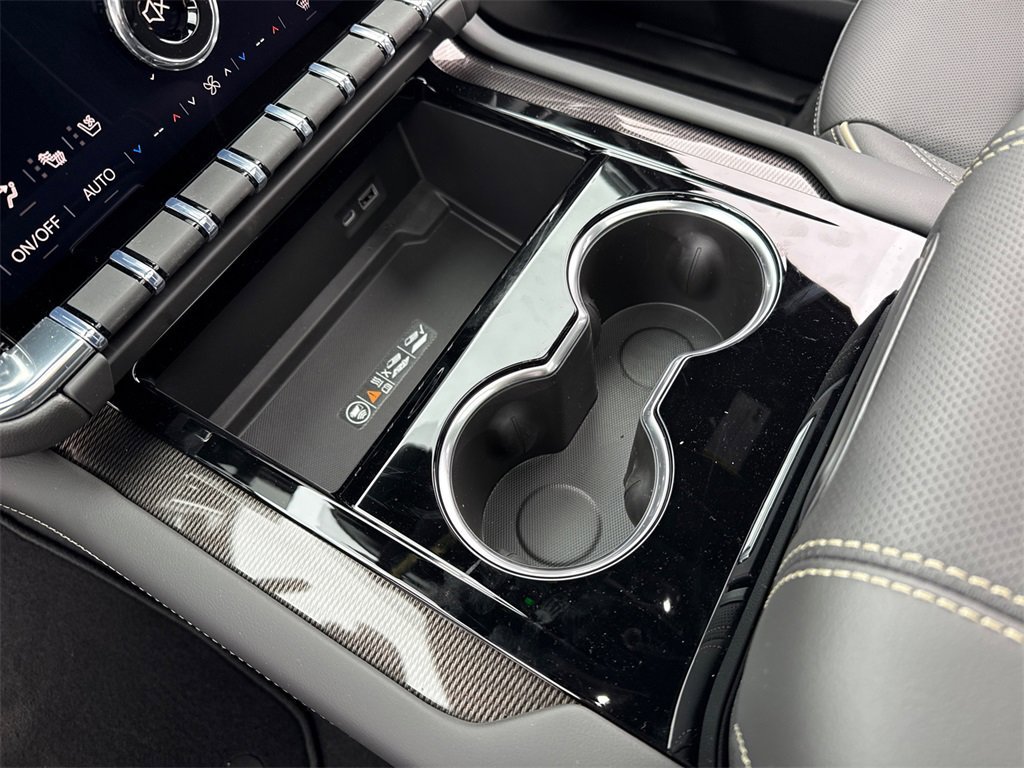 2026 GMC YUKON XL - Image 25