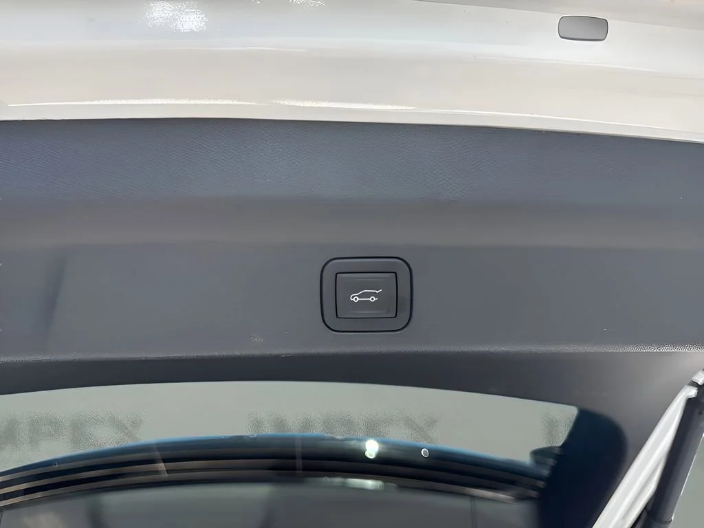 Used 2025 Summit White Cadillac Luxury 2 image 36