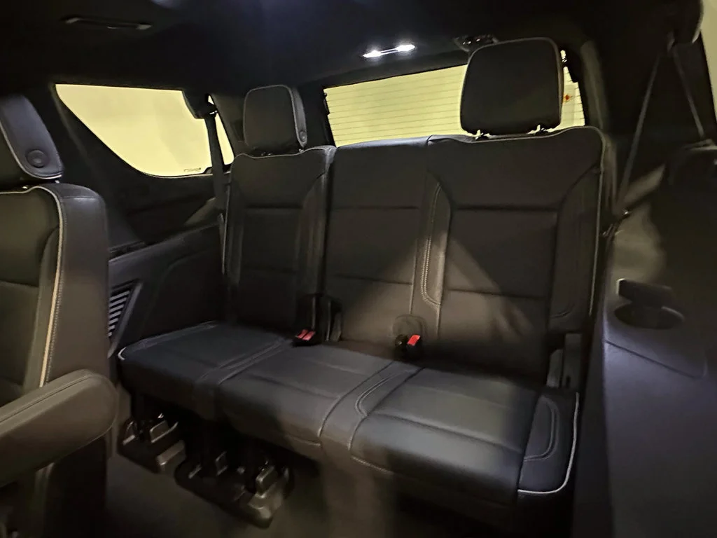 Used 2023 TITANIUM RUSH METALLIC GMC SLT image 21