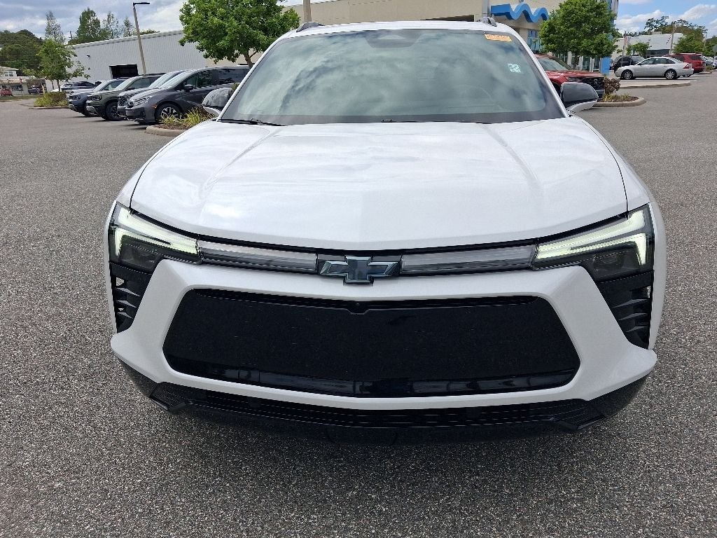 Used 2025 Chevrolet Blazer EV RS with VIN 3GNKDJRJ7SS105085 for sale in St. Cloud, FL