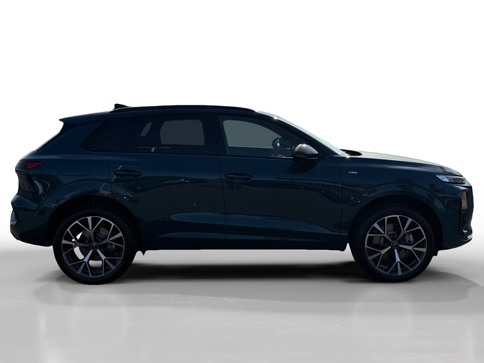 New 2026 Malpelo Blue Metallic Audi S line quattro image 6