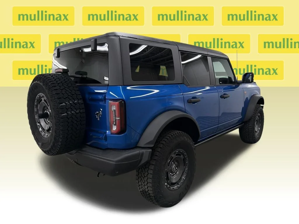 New 2025 Blue Ford Badlands image 3