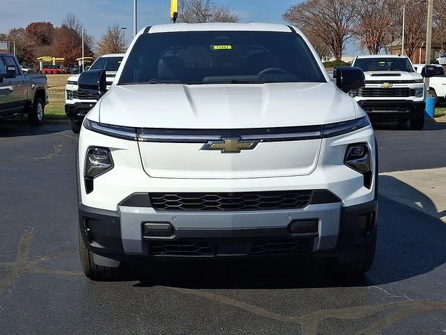 New 2026 White Chevrolet LT image 2
