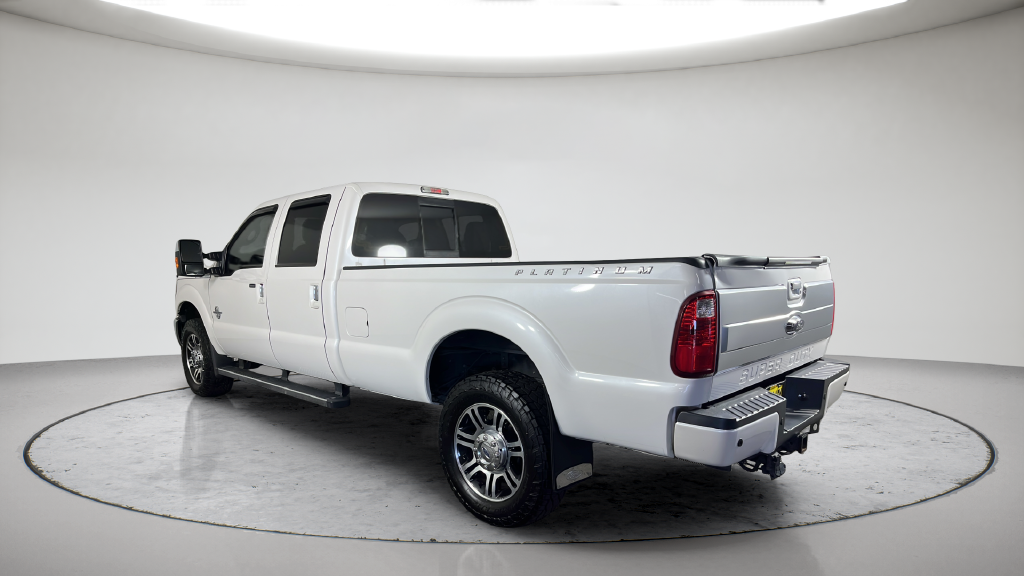 Used 2015 White Platinum Clearcoat Metallic Ford Platinum image 23
