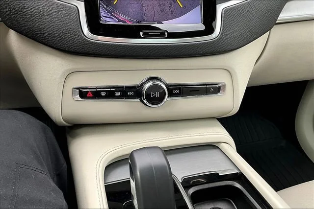 2023 Volvo XC90 Core - Photo 15