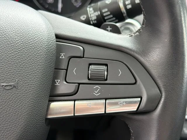 Used 2023 Crystal White Tricoat Cadillac Premium Luxury image 26