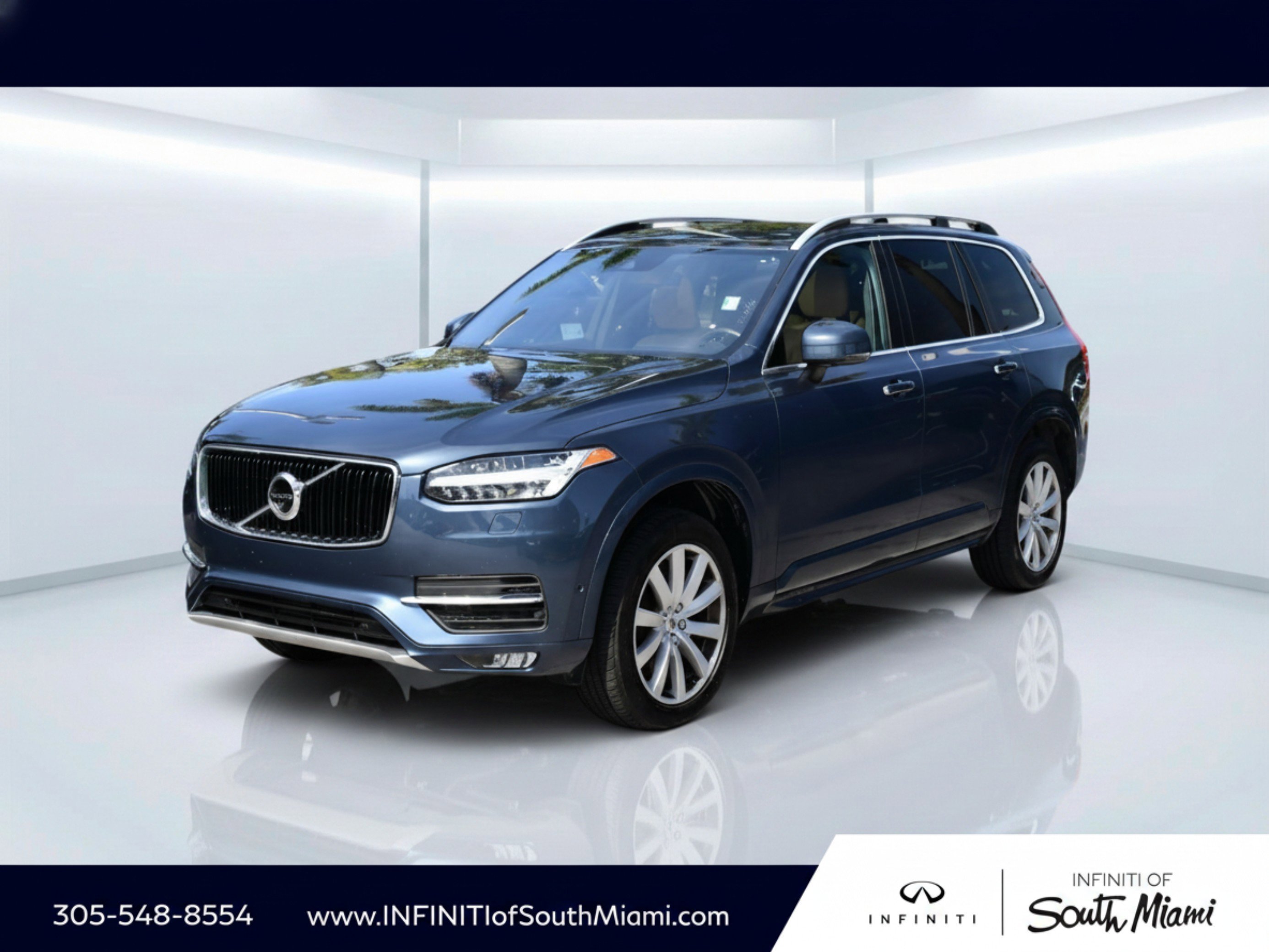 2018 Volvo XC90 T5 FWD Momentum's photo