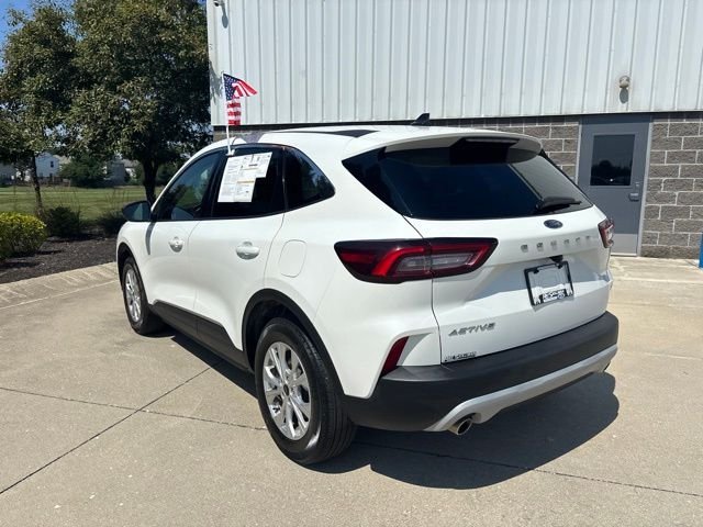 Used 2023 White Ford Active image 8