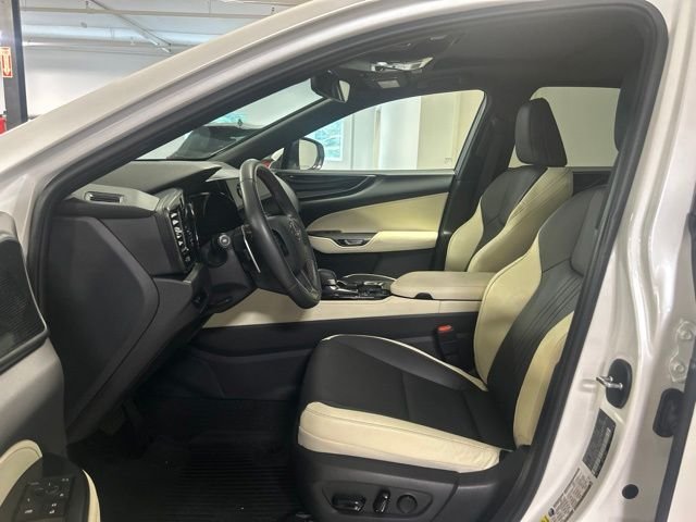 Used 2024 White Lexus 350 Base image 12