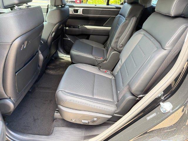 New 2026 Black Hyundai Limited AWD image 34