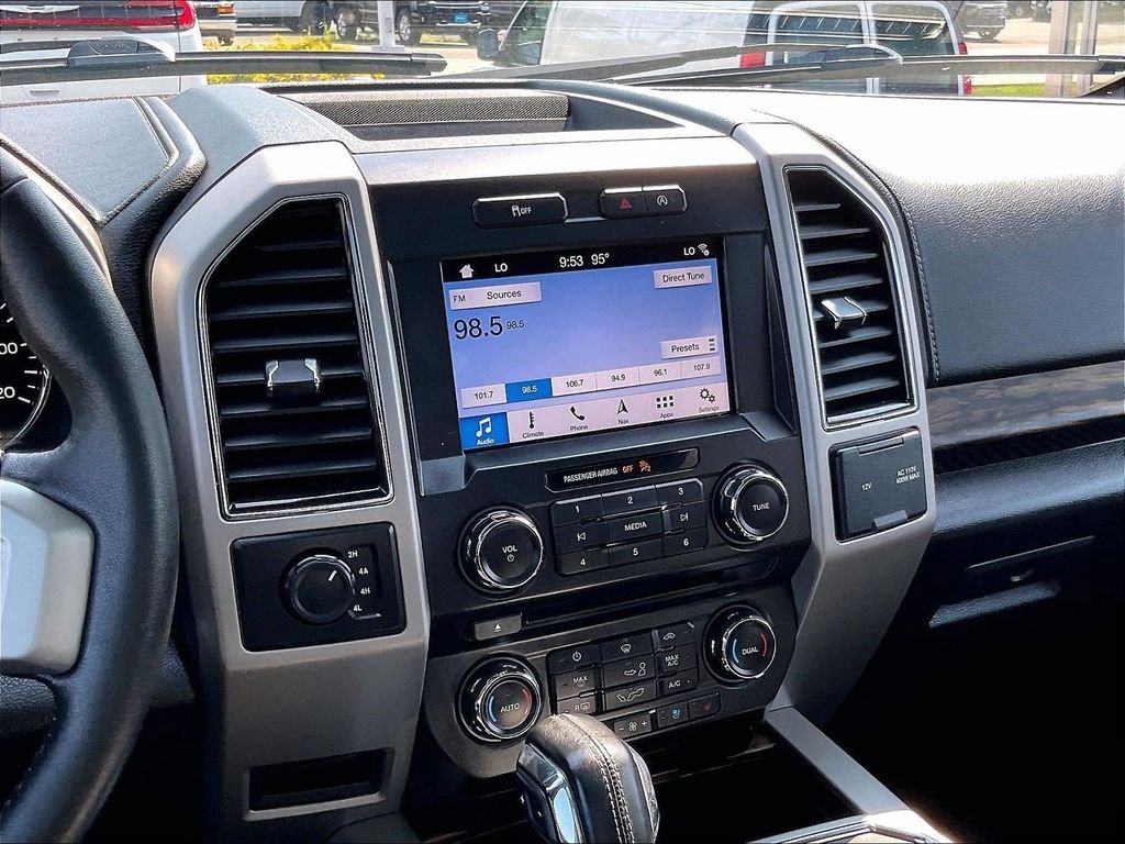 Used 2018 White Ford Lariat image 18