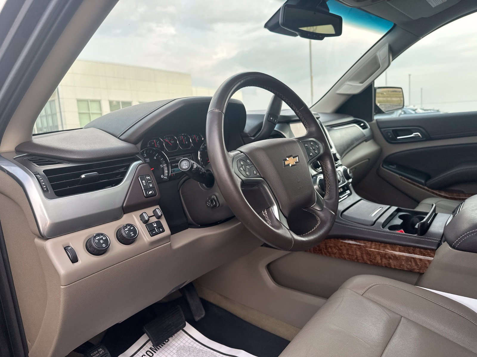 Used 2015 Black Chevrolet LTZ image 13
