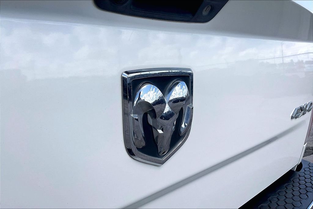 Used 2017 White Ram Laramie image 27