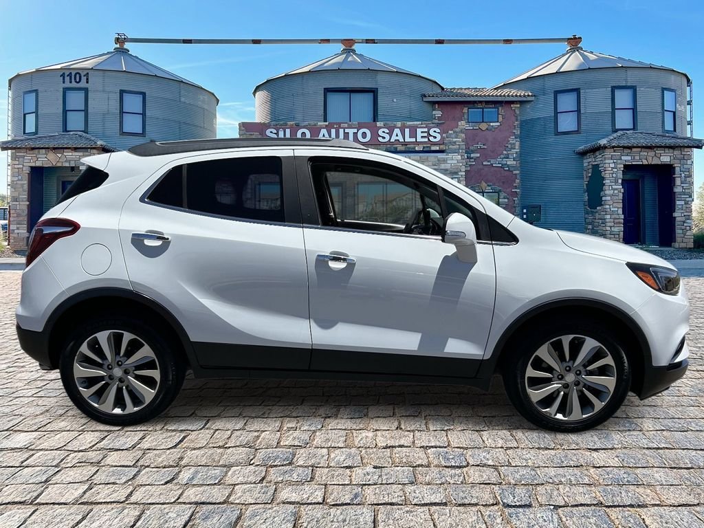 Used 2017 White Buick Preferred II image 6