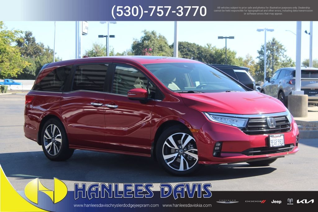 Used 2023  Honda Touring image 1