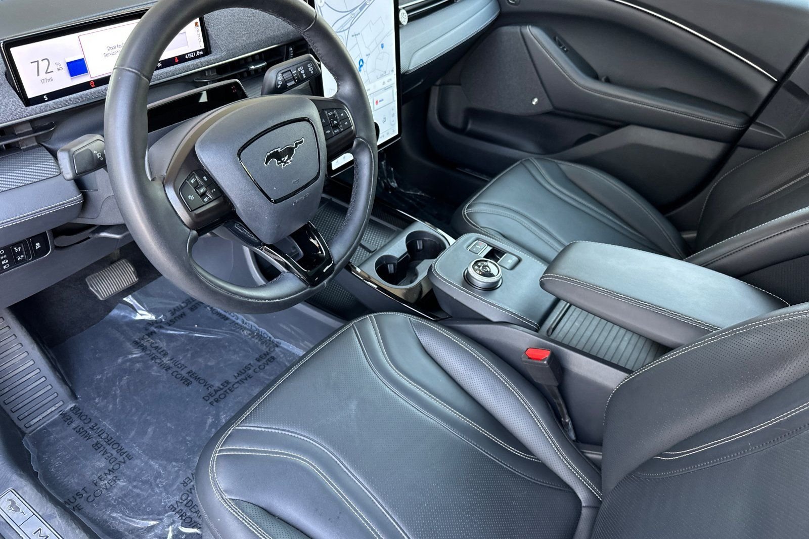 Used 2023 White Ford Premium image 9