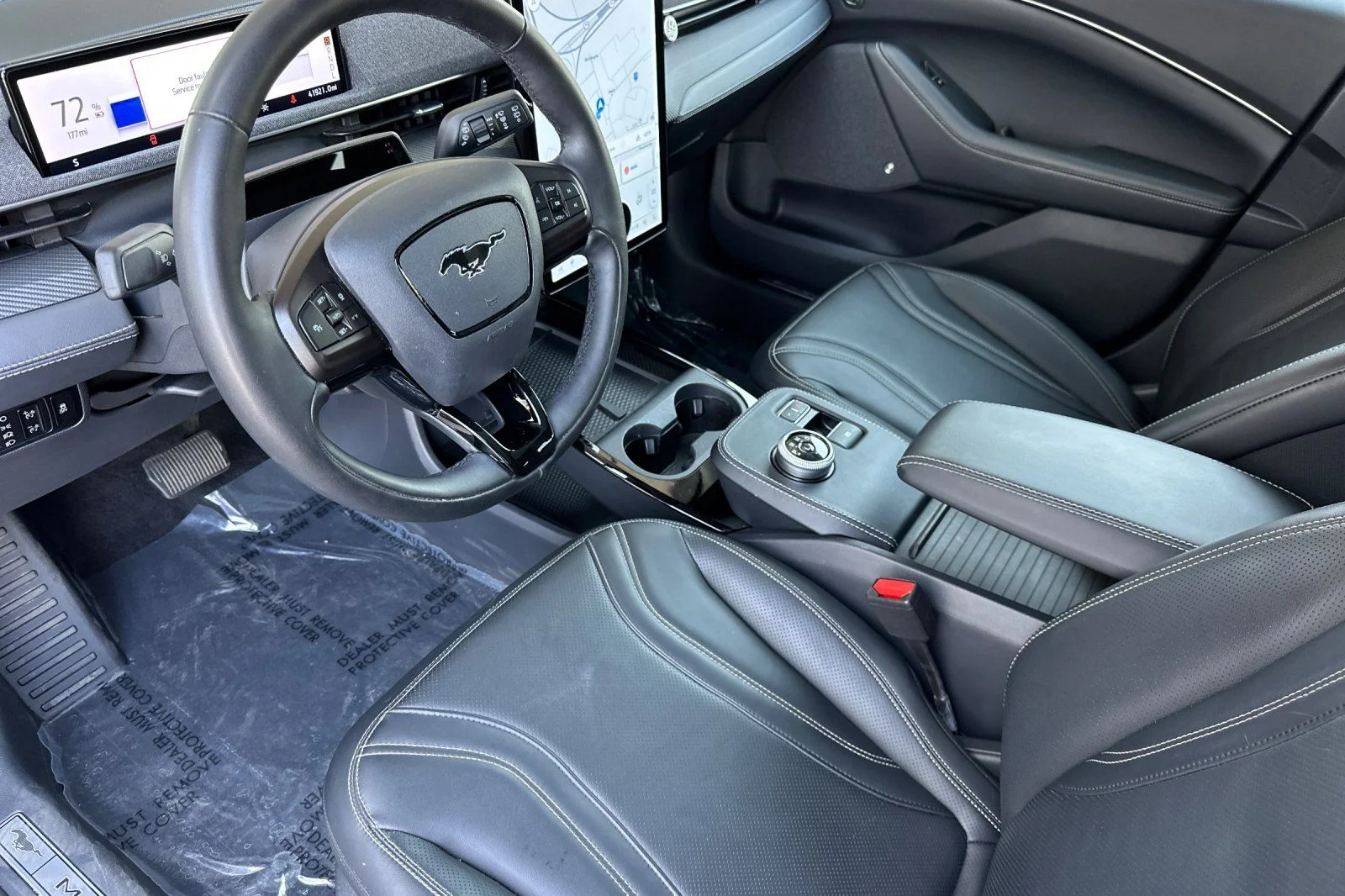 Used 2023 White Ford Premium image 9