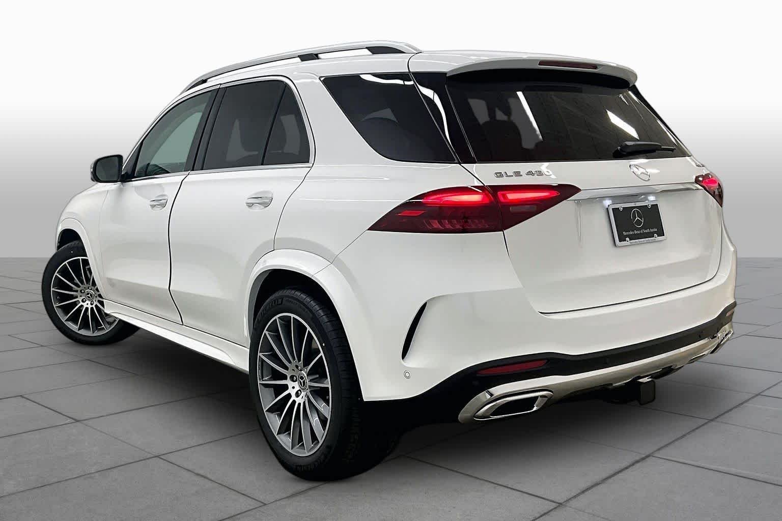 New 2026 Polar White Mercedes-Benz GLE 450 image 12
